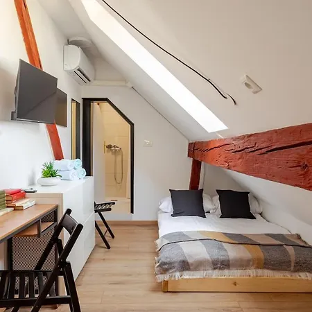 Apartamento Stylish Loft In The Hearth Of Historic Centre *