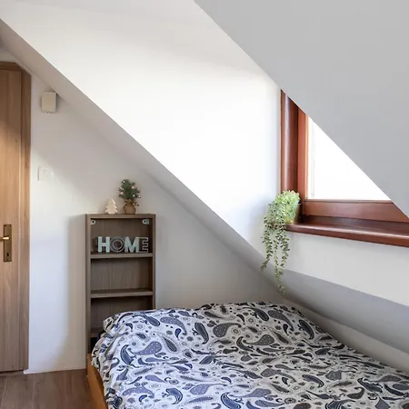 Апартаменти Stylish Loft In The Hearth Of Historic Centre *