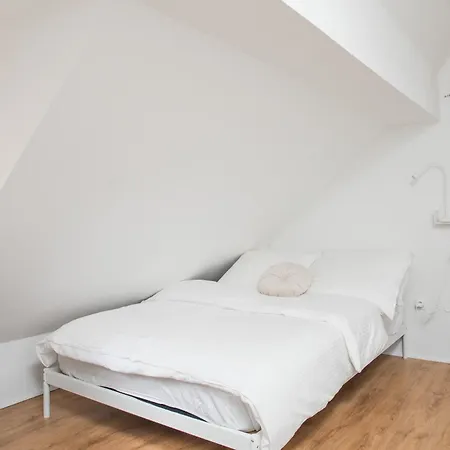 Stylish Loft In The Hearth Of Historic Centre Апартаменти *