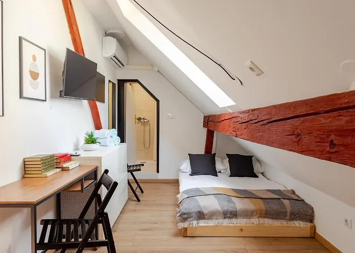 アパート Stylish Loft In The Hearth Of Historic Centre *